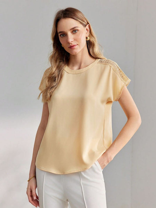 BLUSA PREMIUM CON INSERCIONES DE ENCAJE Blusa 06 CELINAH MOTF Amarillo XS 