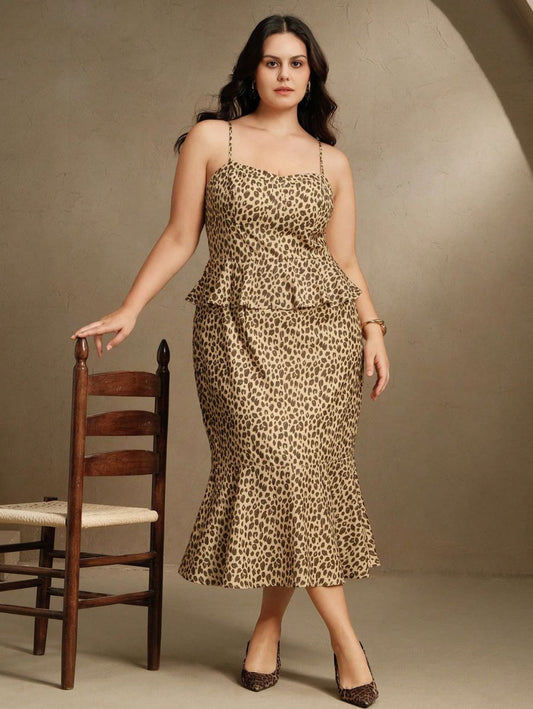 VESTIDO CON VOLANTES Y ESTAMPADO LEOPARDO Vestido Plus Size 42 CELINAH MOTF 1XL 